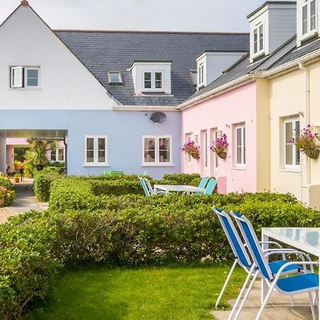 Ellingham Self-Catering Cottages Saint Peter Port ภายนอก รูปภาพ