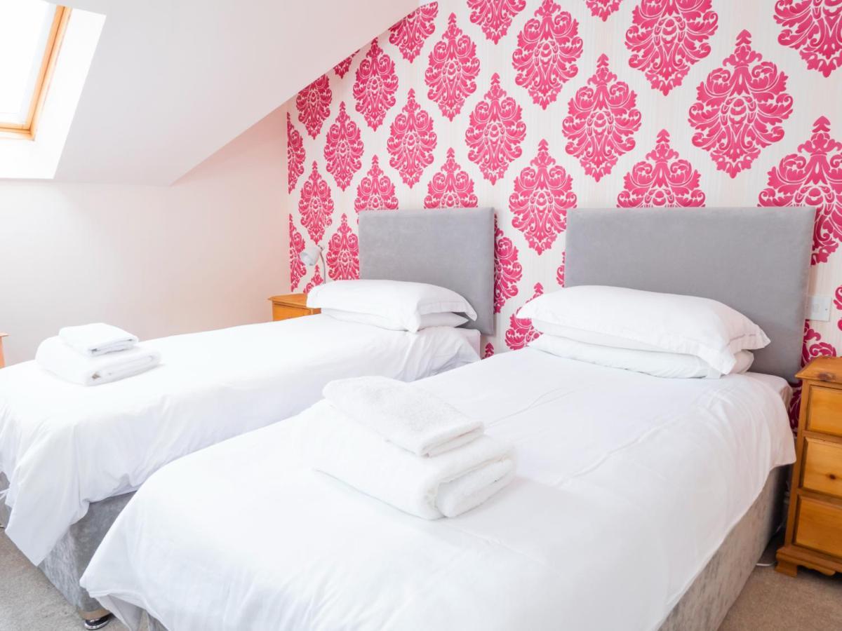 Ellingham Self-Catering Cottages Saint Peter Port ภายนอก รูปภาพ