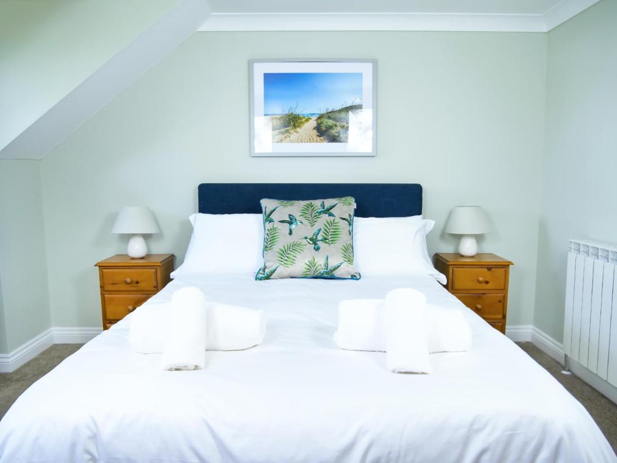 Ellingham Self-Catering Cottages Saint Peter Port ภายนอก รูปภาพ