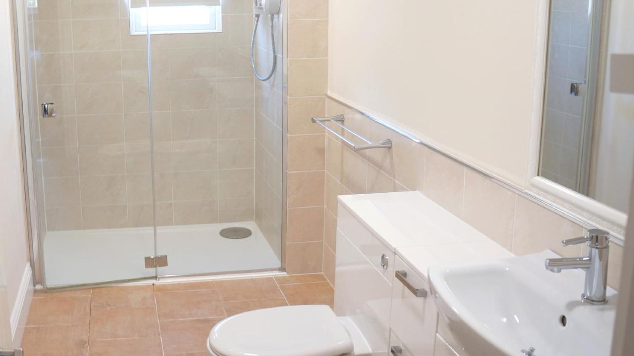 Ellingham Self-Catering Cottages Saint Peter Port ภายนอก รูปภาพ