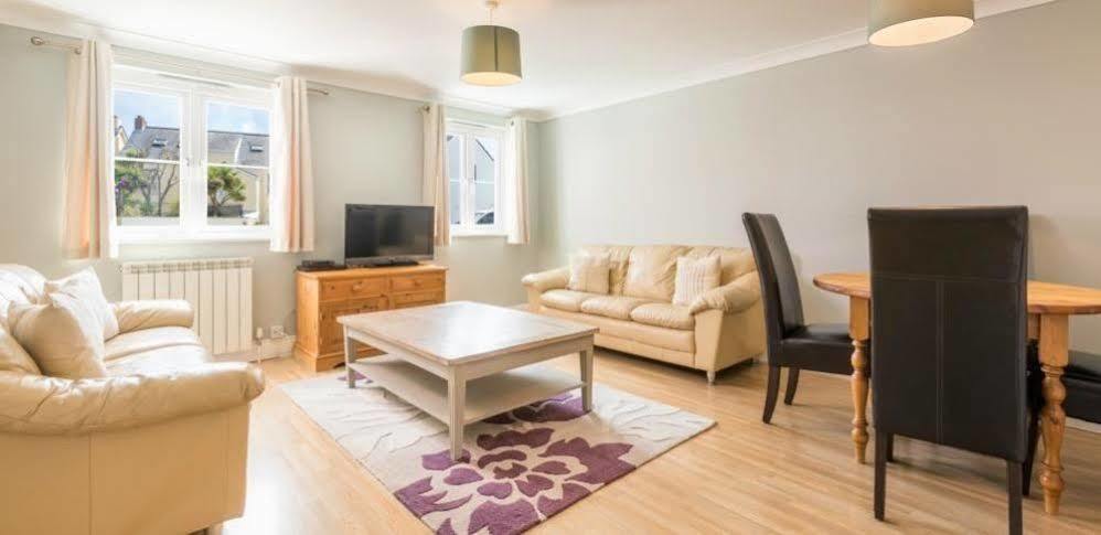 Ellingham Self-Catering Cottages Saint Peter Port ภายนอก รูปภาพ