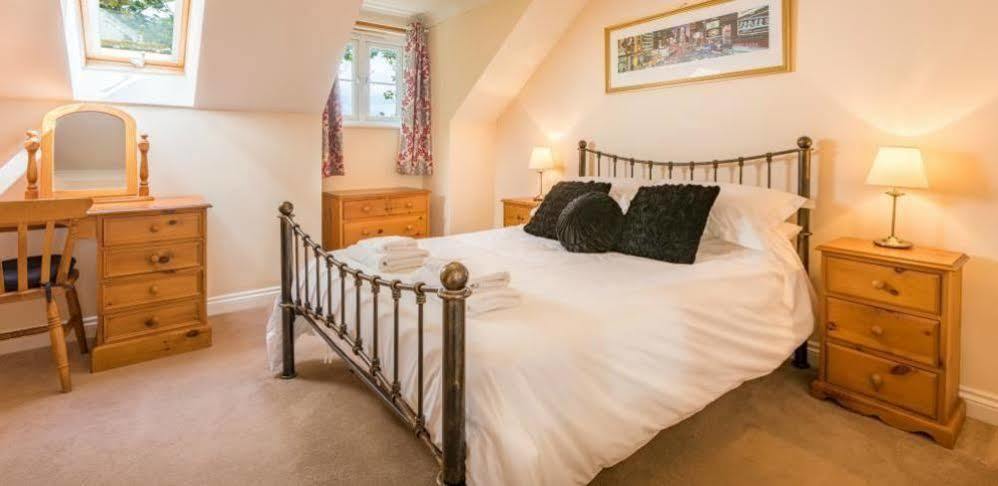 Ellingham Self-Catering Cottages Saint Peter Port ภายนอก รูปภาพ